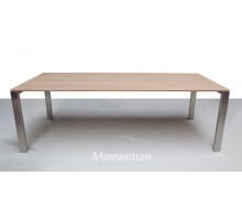 RVS tafel 'Momentum'