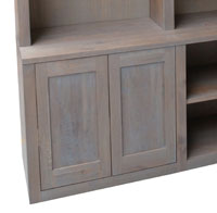 Boekenkast met paneeldeuren